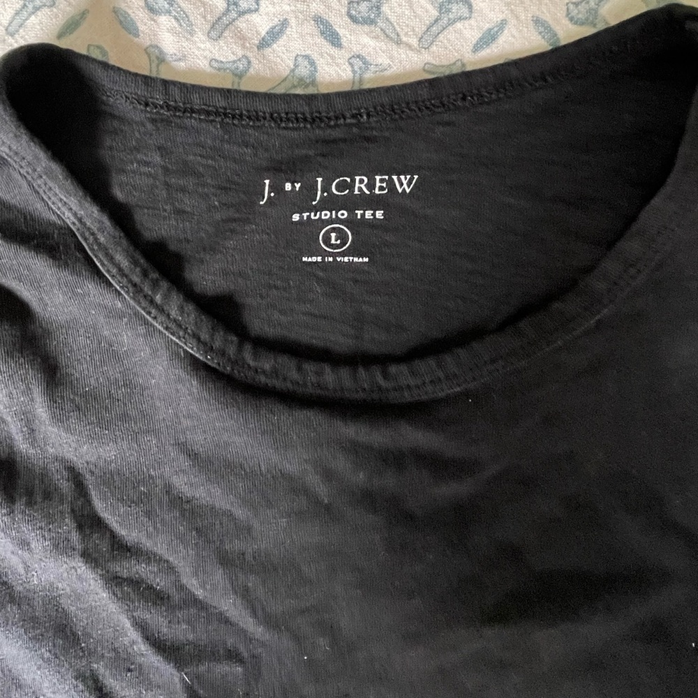 J. By J. Crew Studio Tee, black, women’s size large, 100% cotton